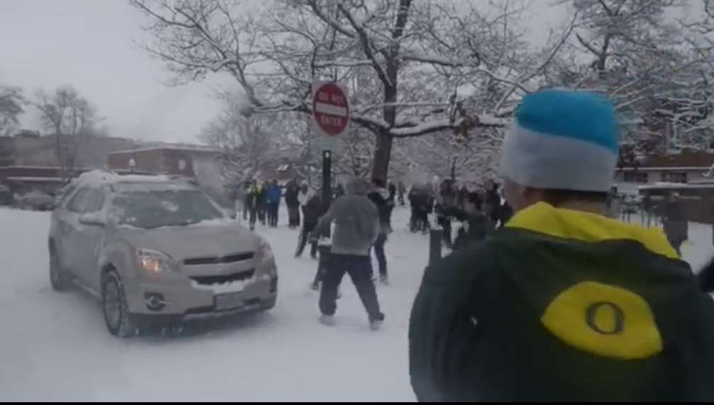 Oregon Duck Football Player Suspended over Snowball Fight