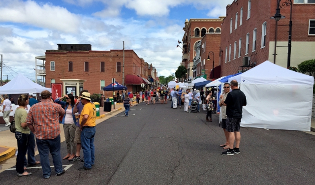 WashMo Art and Winefest