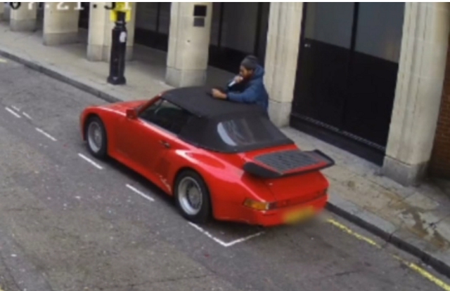 Guy Tries to Steal Porsche by Cutting Rag Top